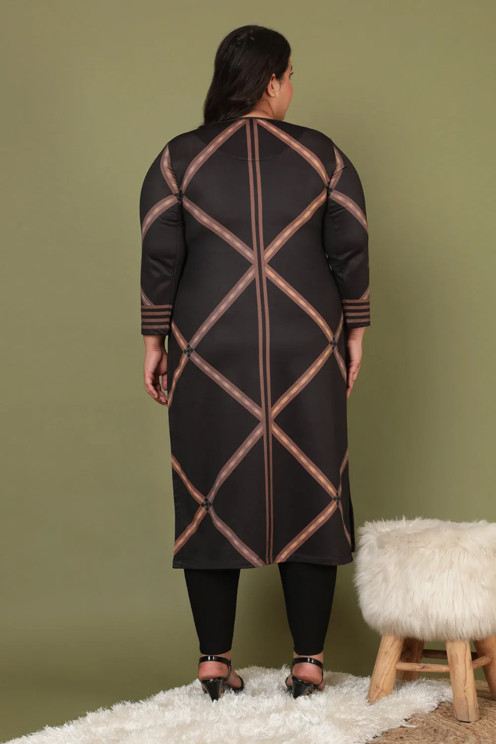 Black Mirage Art Woolen Winter Kurti