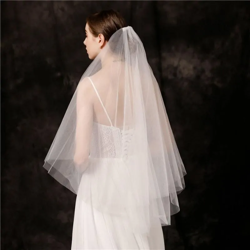Elegant White Short Tulle With Comb Wedding Veils | Bridelily