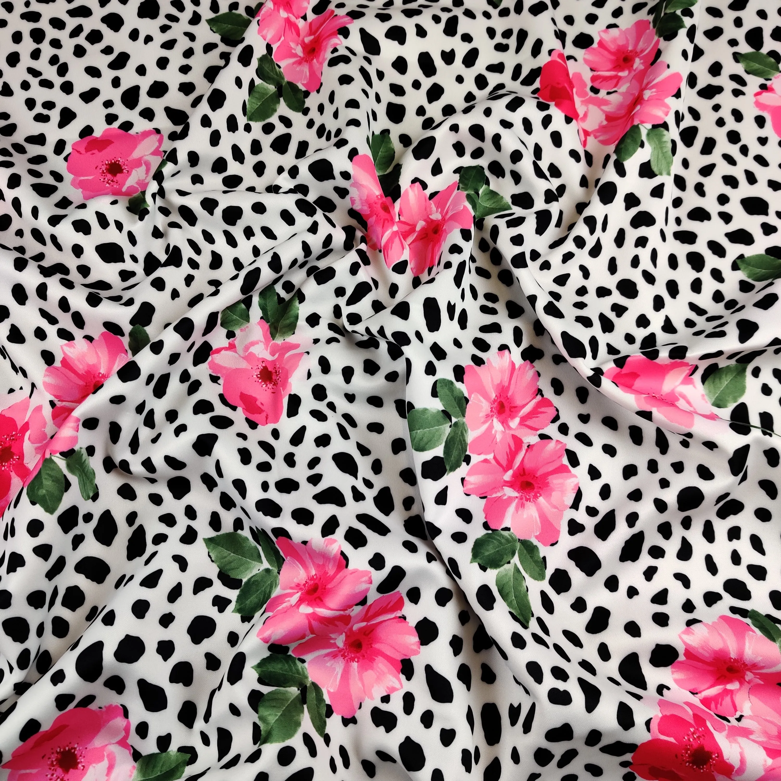FS440 Dalmatian Floral