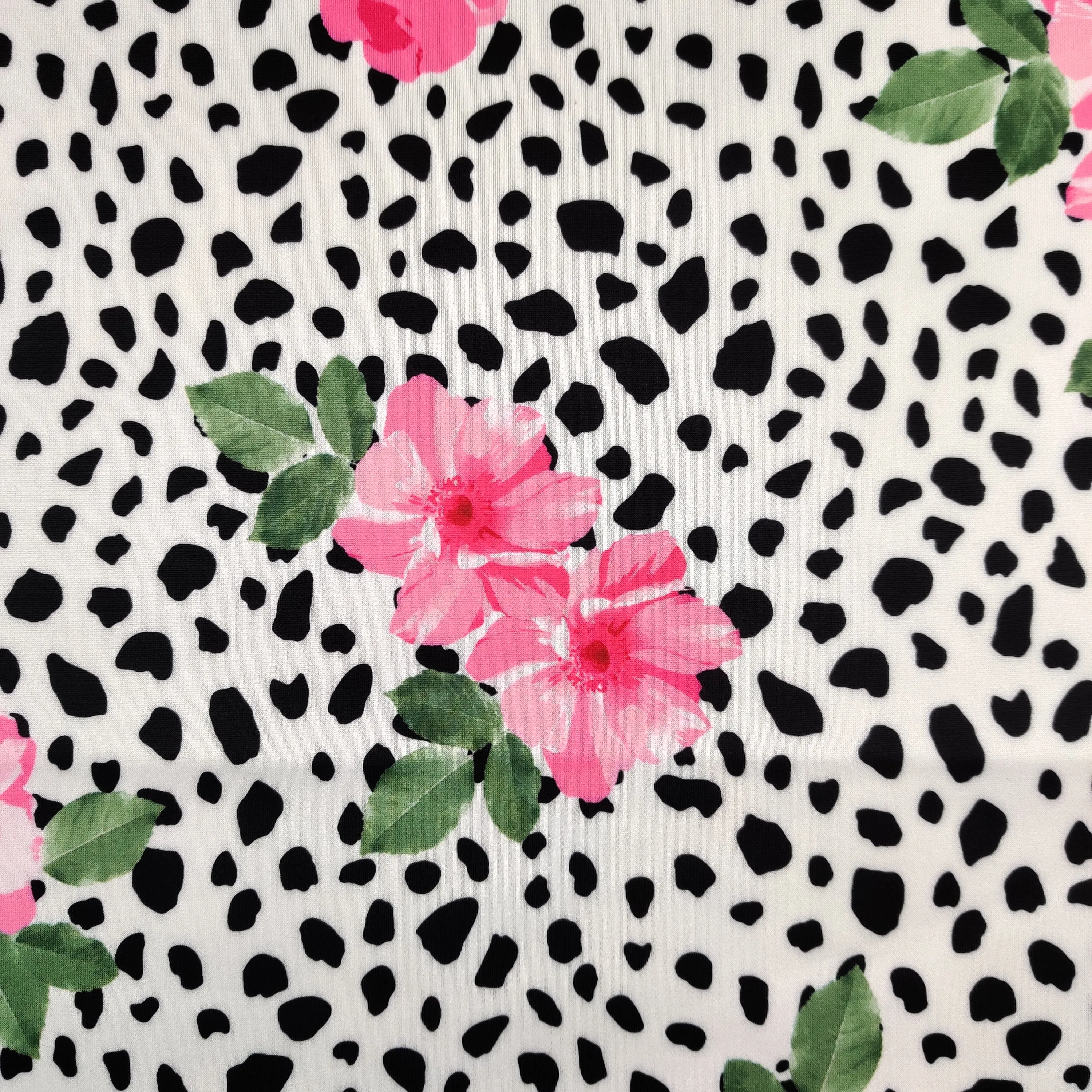 FS440 Dalmatian Floral