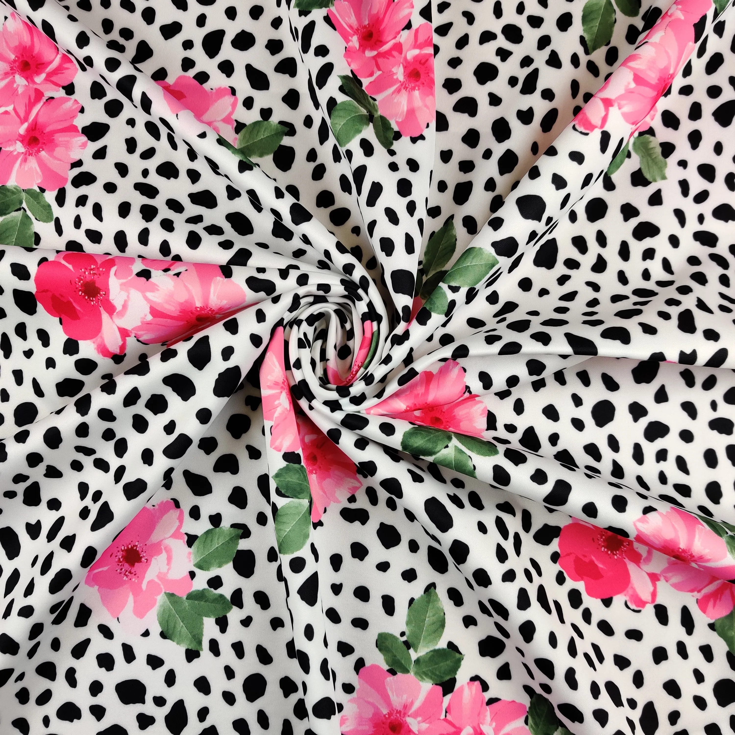 FS440 Dalmatian Floral