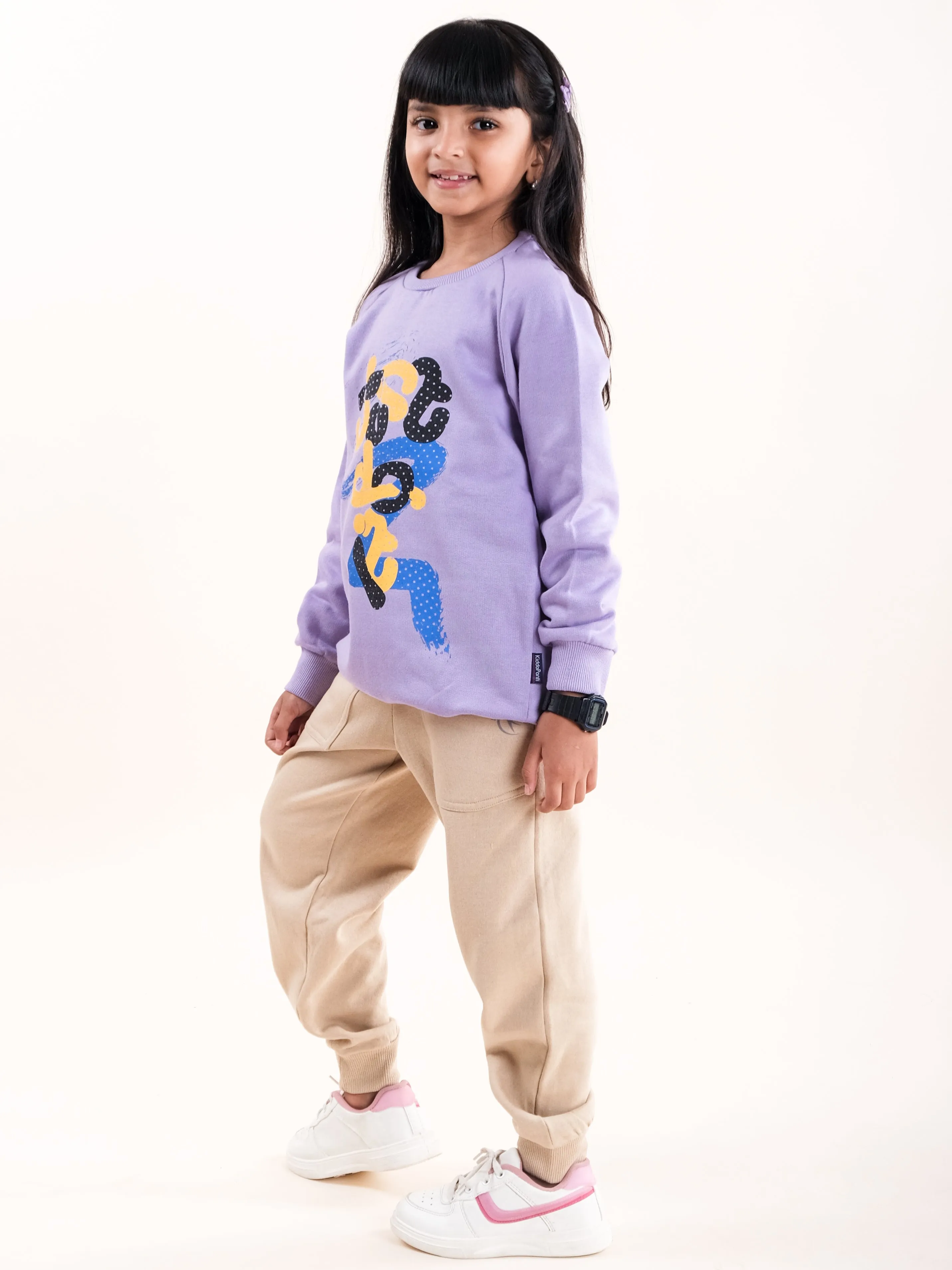 Girls Fleece Full Sleeve Round Neck Sweatshirt With Applique & Solid Track Pant Set
