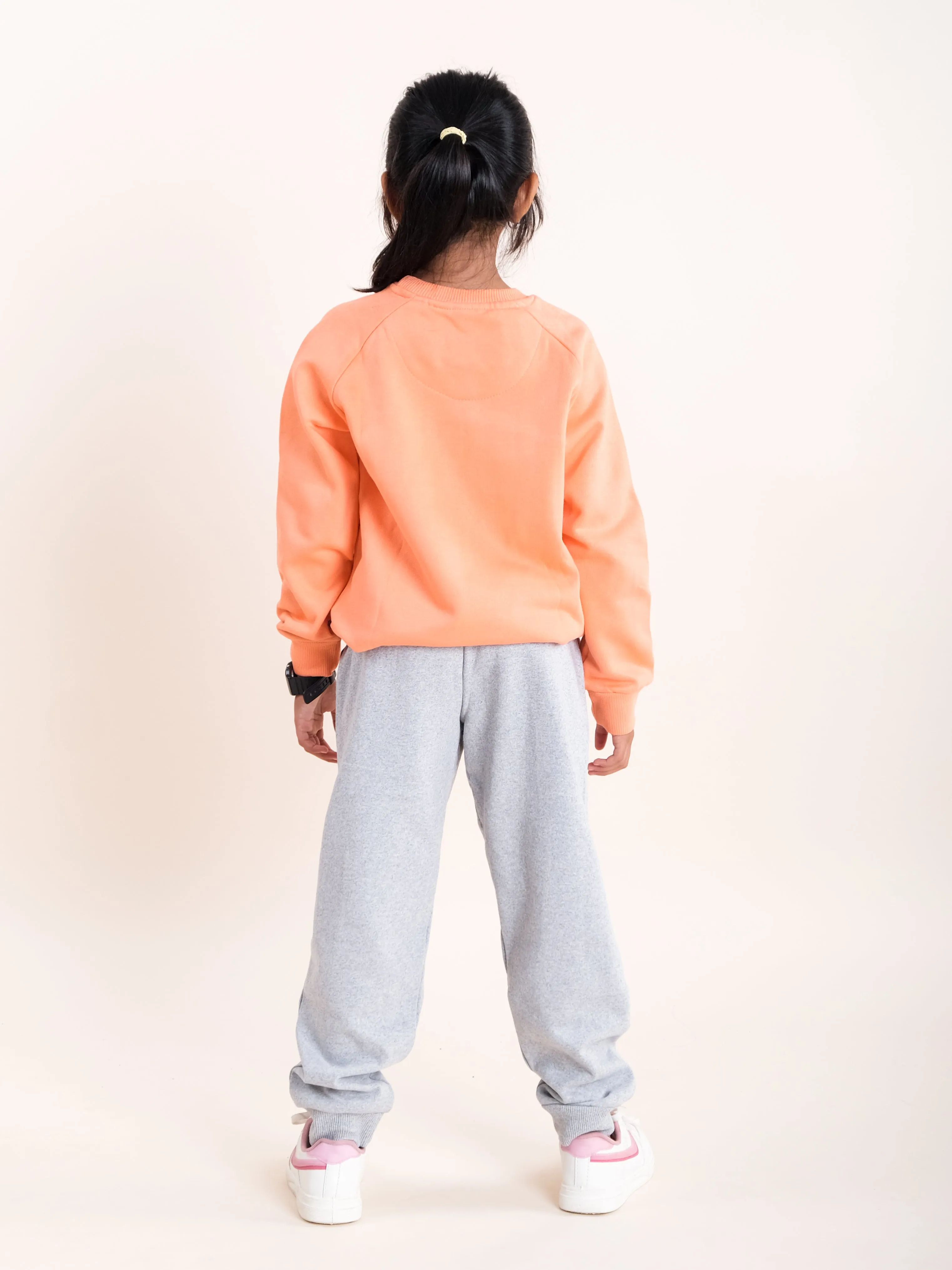 Girls Fleece Full Sleeve Round Neck Sweatshirt With Applique & Solid Track Pant Set