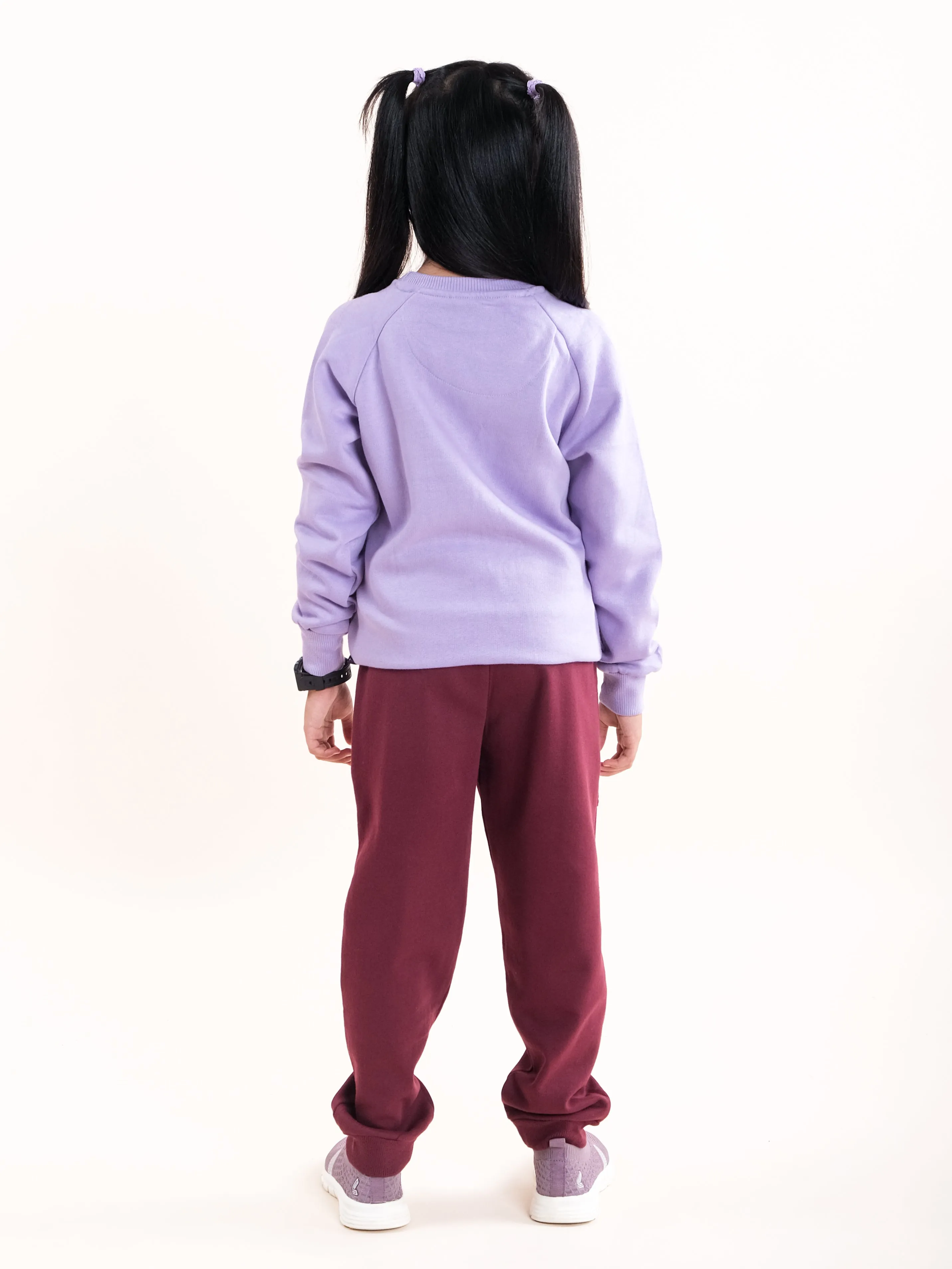 Girls Fleece Full Sleeve Round Neck Sweatshirt With Applique & Solid Track Pant Set