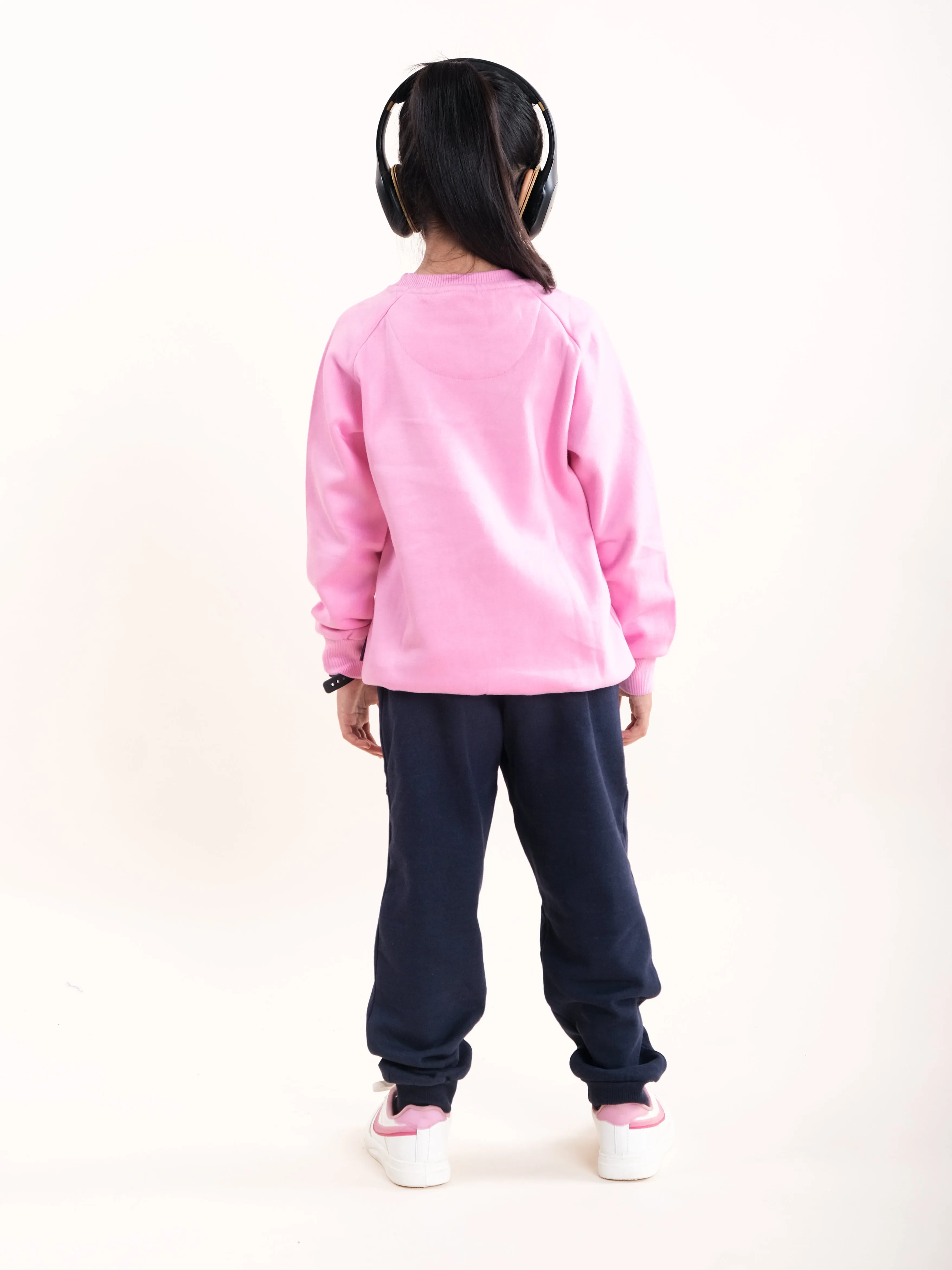 Girls Fleece Full Sleeve Round Neck Sweatshirt With Applique & Solid Track Pant Set
