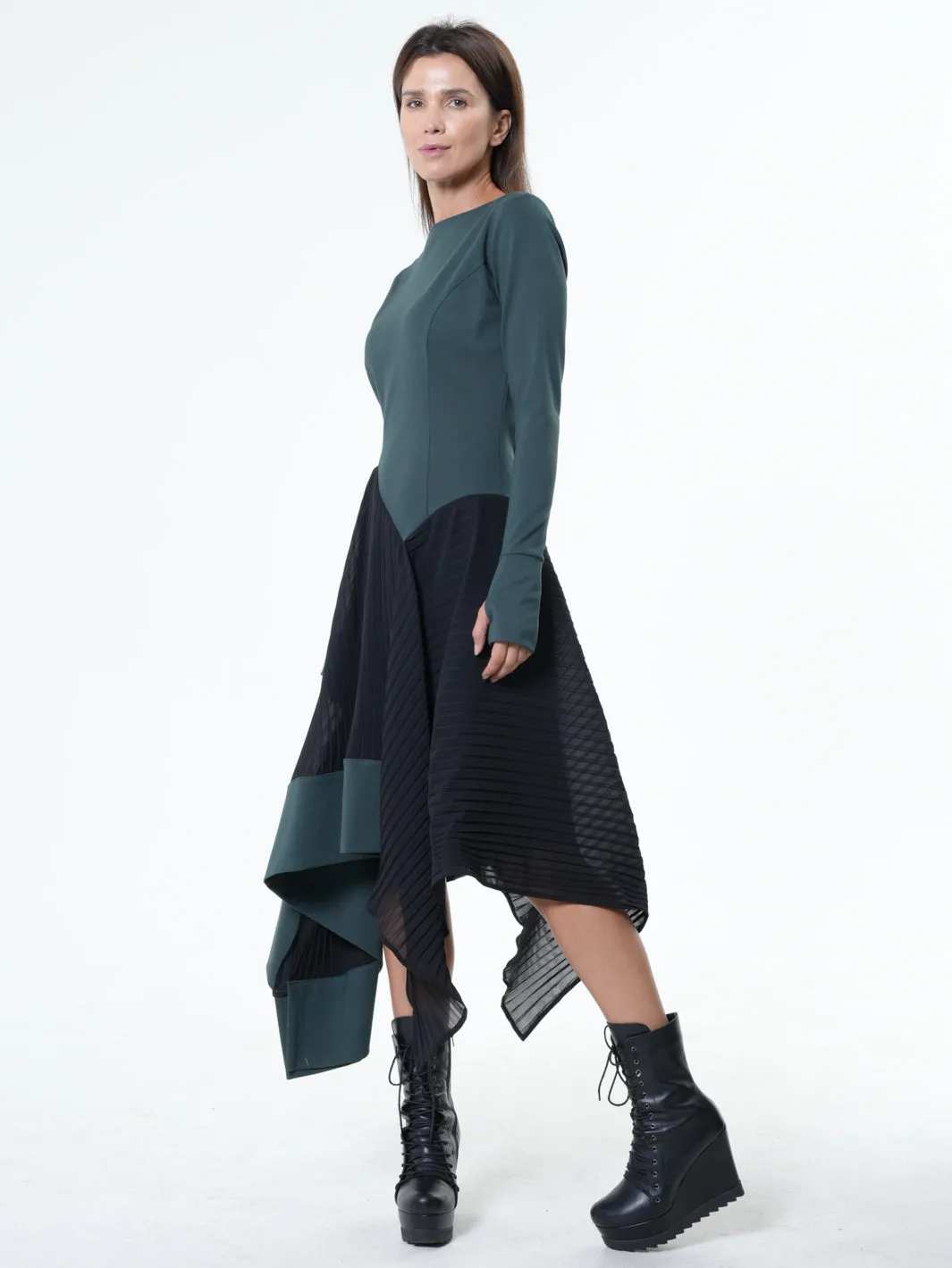 Green Dress With Black Pleated Chiffon