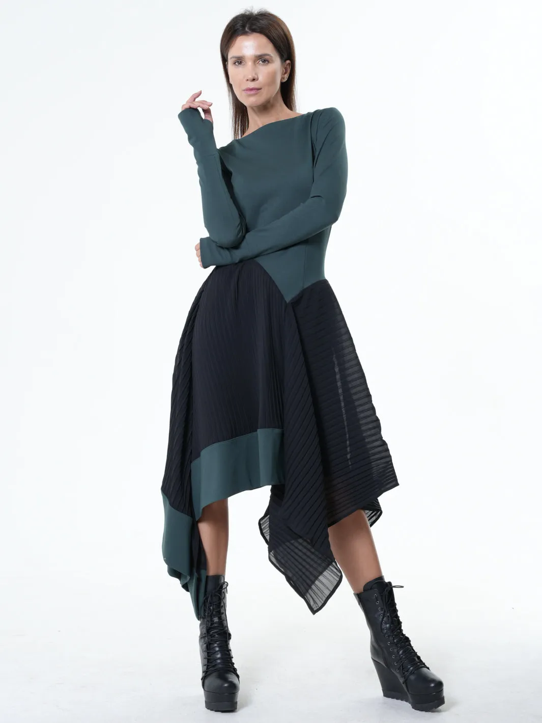 Green Dress With Black Pleated Chiffon