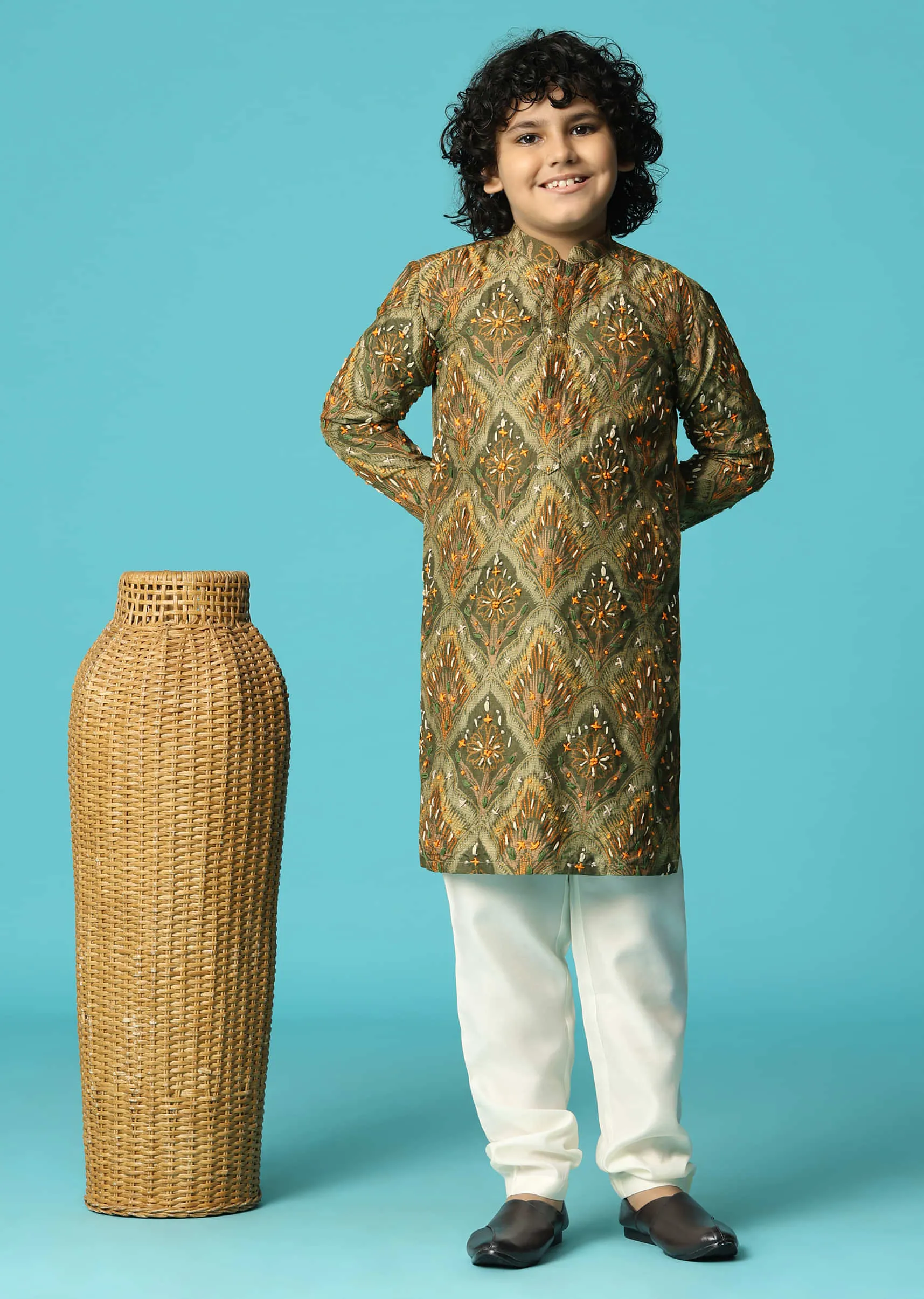 Green Kurta Pant With Resham Work For Boys