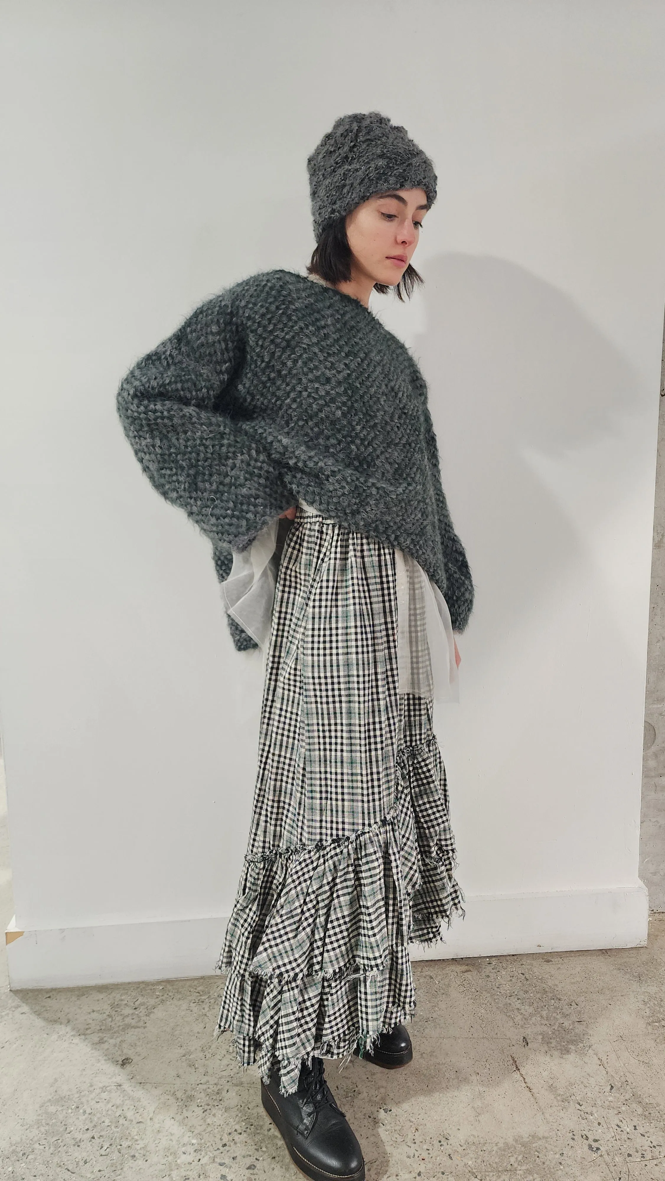 Hand loom 2 tone sweater (Alpaca) Rust - cobalt