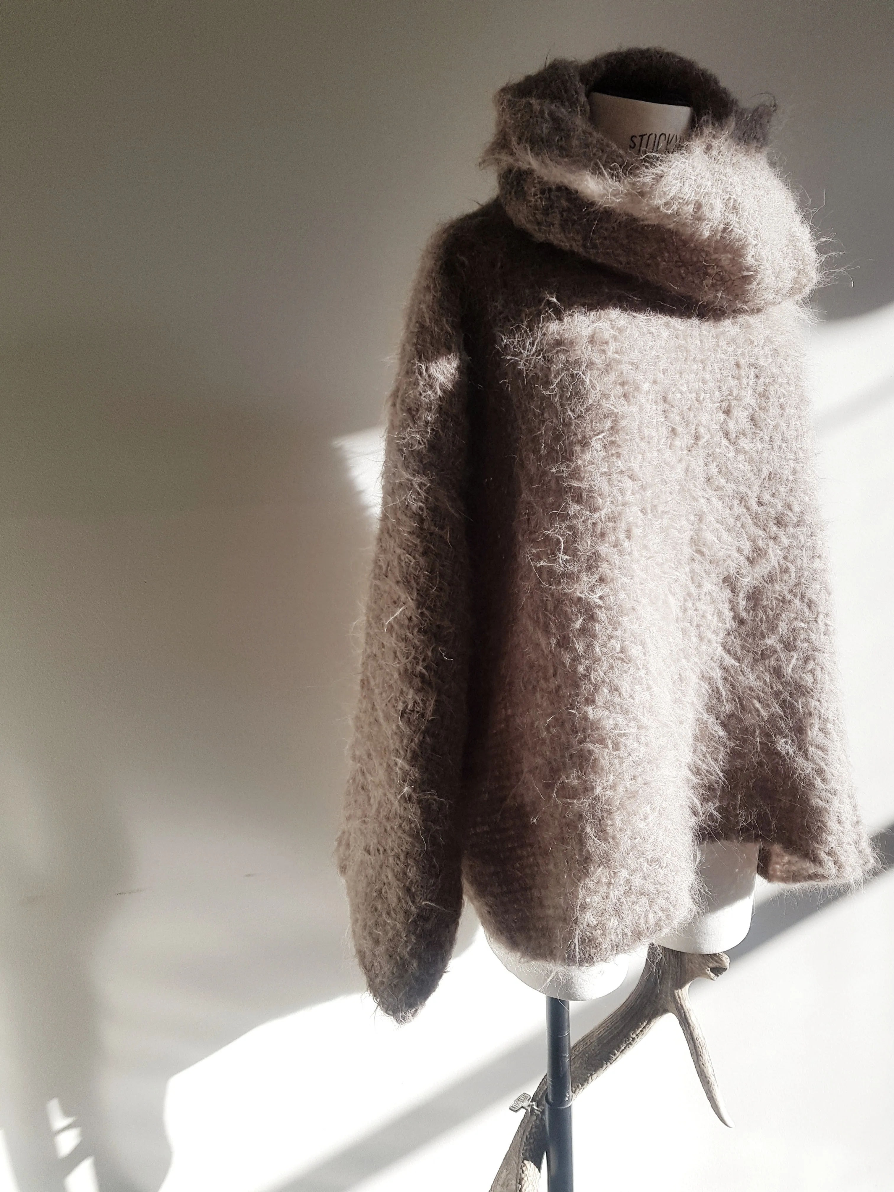Hand loom sweater detachable collar (Alpaca) - Mushroom