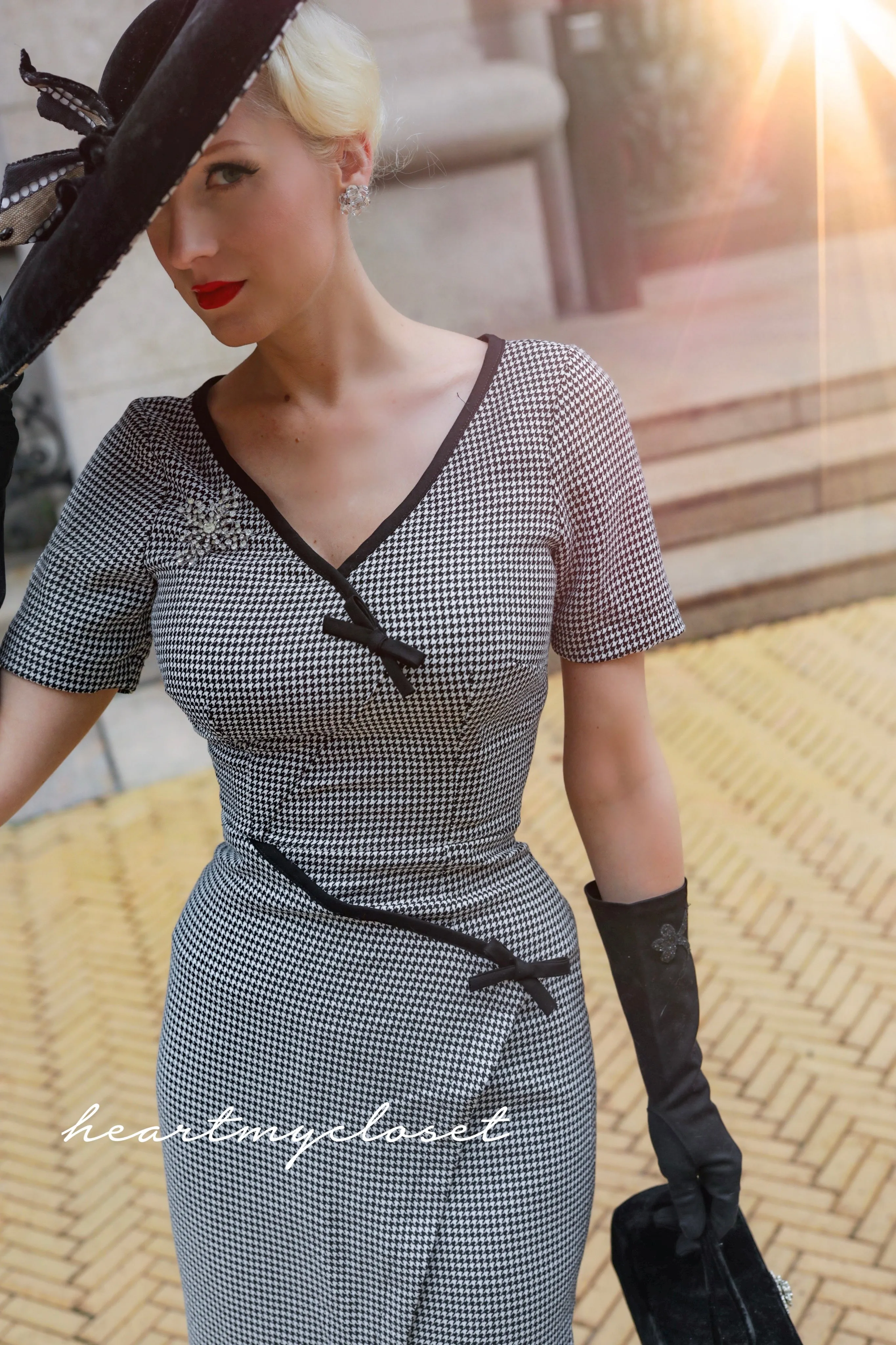 Houndstooth- retro vintage bow dress pencil
