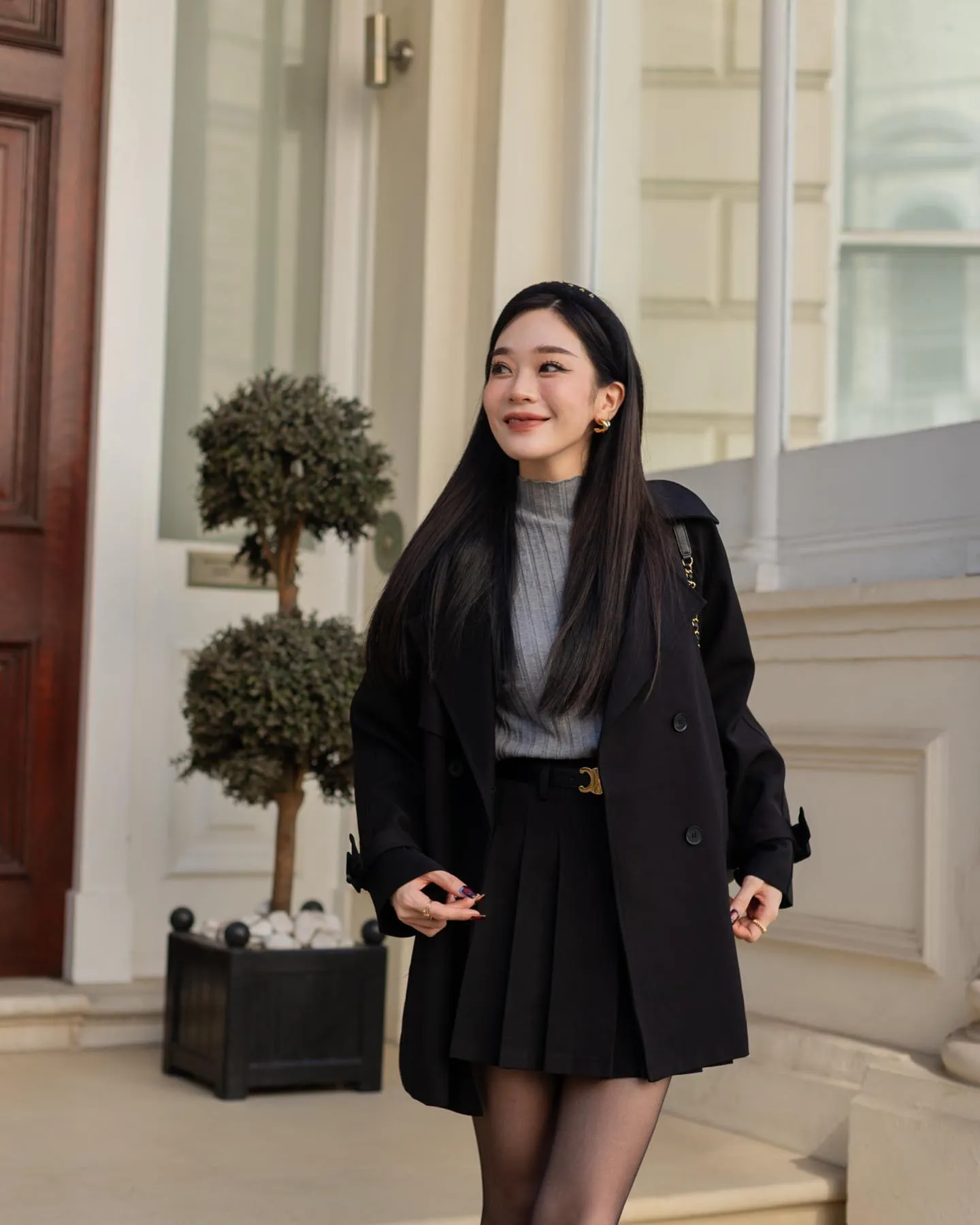 Mid-length Trenchcoat